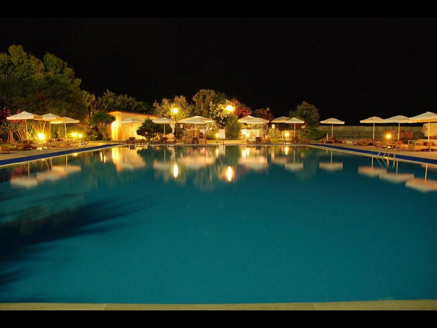 Babaylon Hotel Cesme Ngoại thất bức ảnh