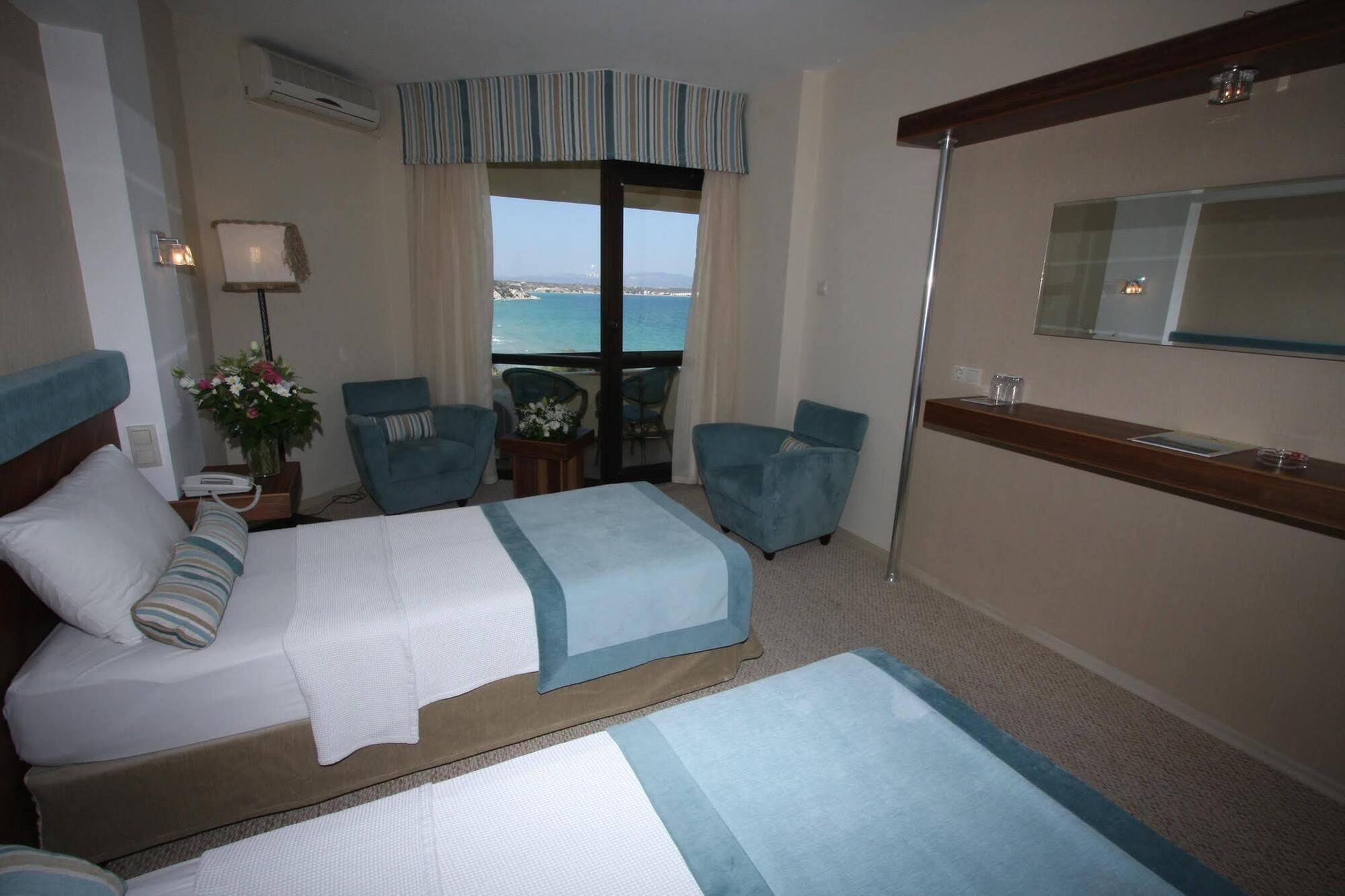 Babaylon Hotel Cesme Phòng bức ảnh